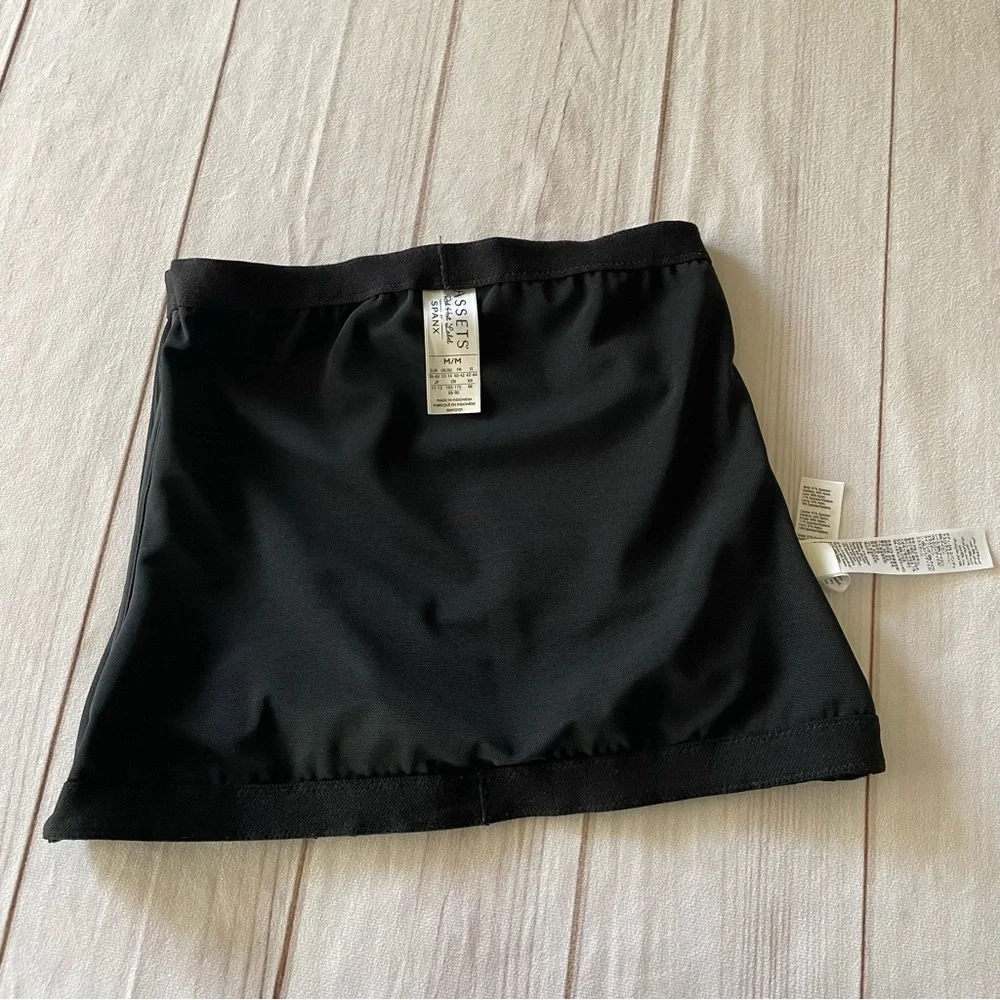 Assets by Spanx Red Hot Label Luxe & Lean Lace Waist Cincher Womens M Black Flaw